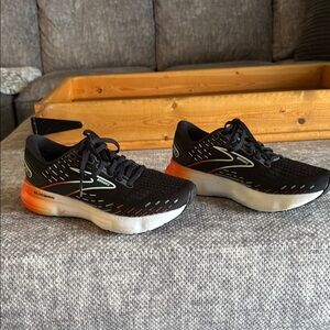 Brooks Women’s Black Running Shoes